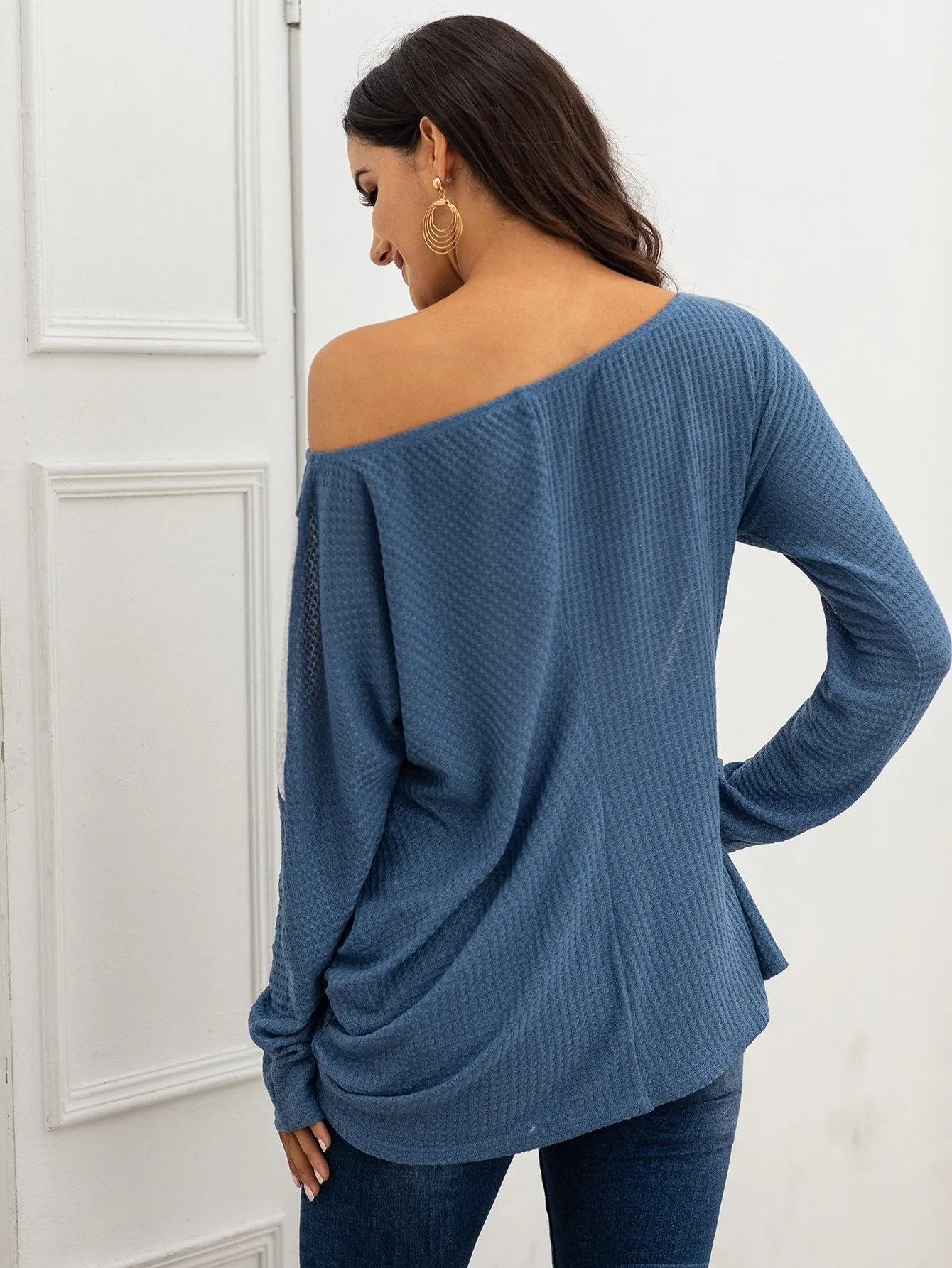 Colour-Block Oblique Shoulder Ruched Tee