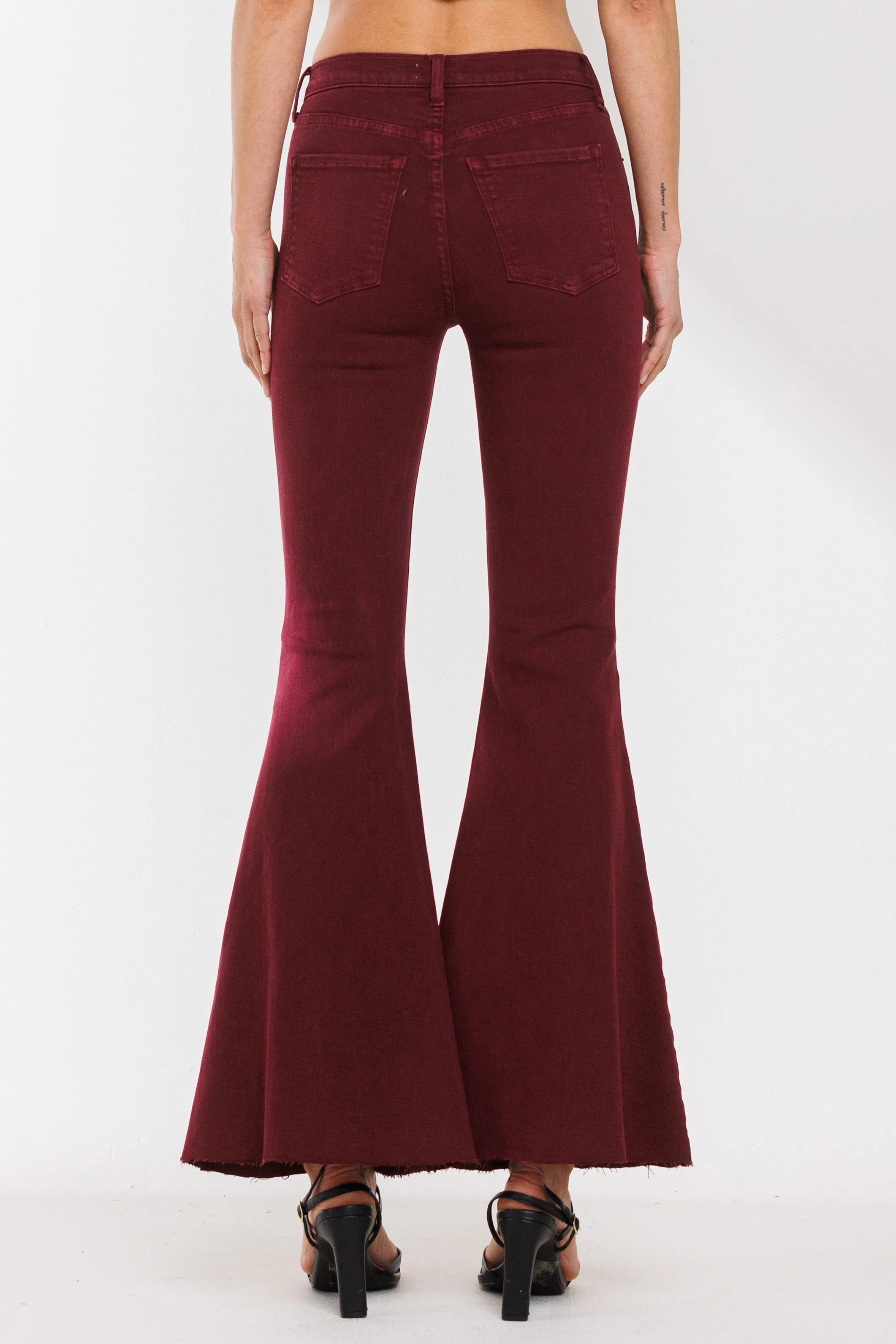 HIGH RISE RED WINE COLOR FLARE JEANS WITH RAW CUT HEM / SP-P12257RW