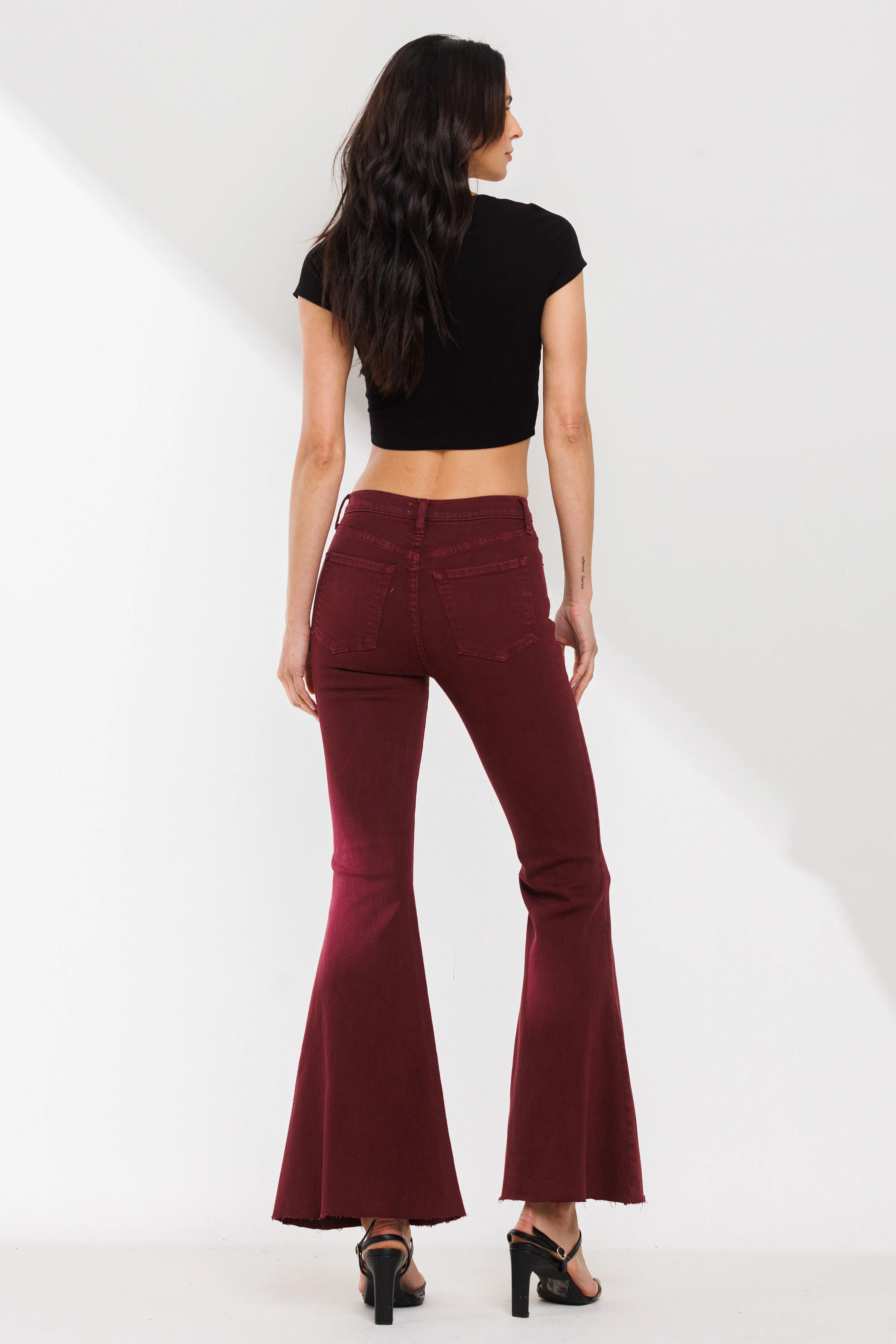 HIGH RISE RED WINE COLOR FLARE JEANS WITH RAW CUT HEM / SP-P12257RW